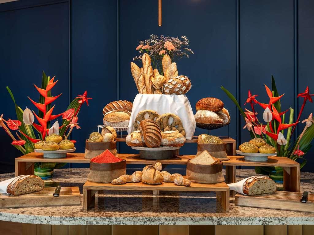 Sofitel Cotonou Marina Hotel & Spa Restaurant photo